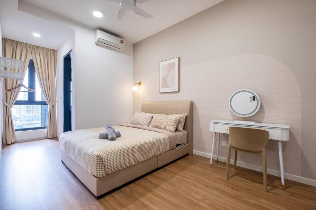Lights Sweethome@sunway Velocity Two 3br2bath Pangsapuri Kuala Lumpur