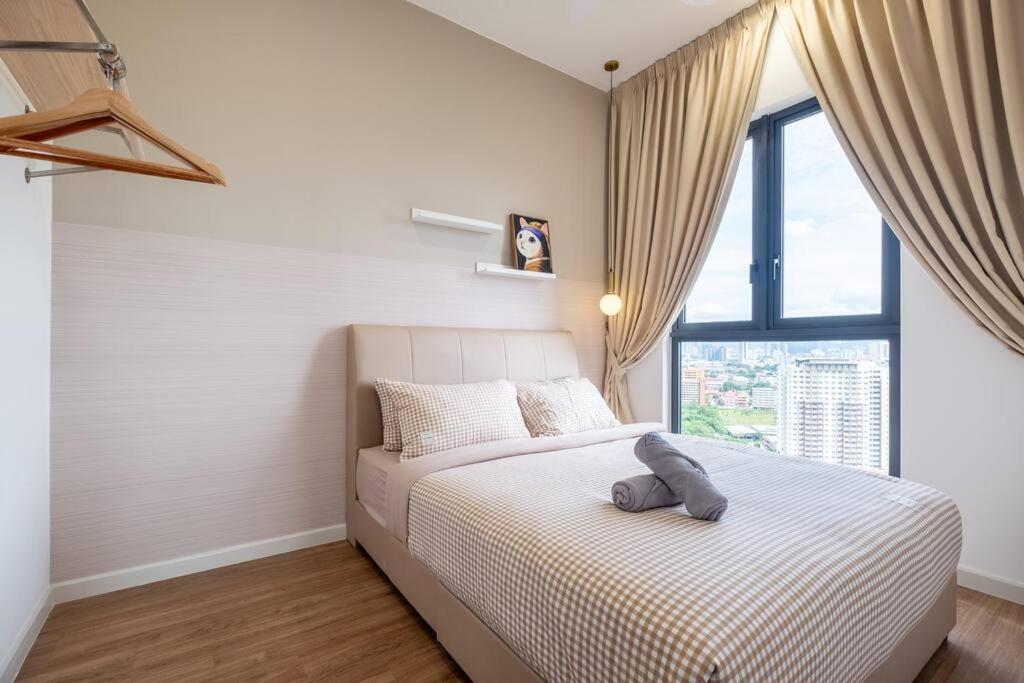 Lights Sweethome@sunway Velocity Two 3br2bath Pangsapuri Kuala Lumpur