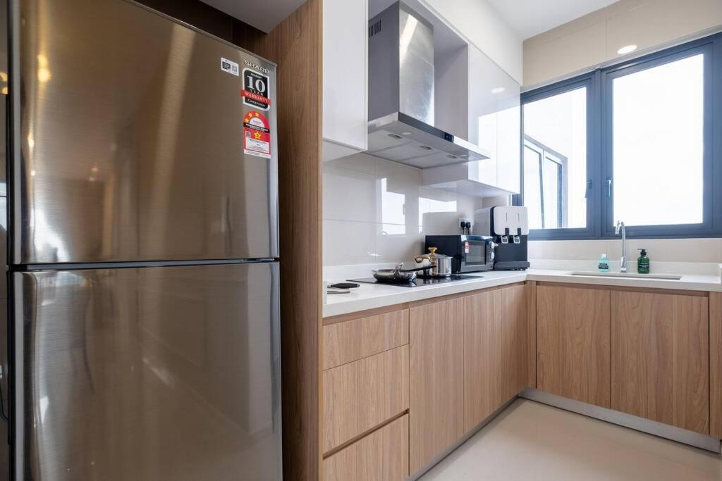 Pangsapuri Lights Sweethome@sunway Velocity Two 3br2bath *
